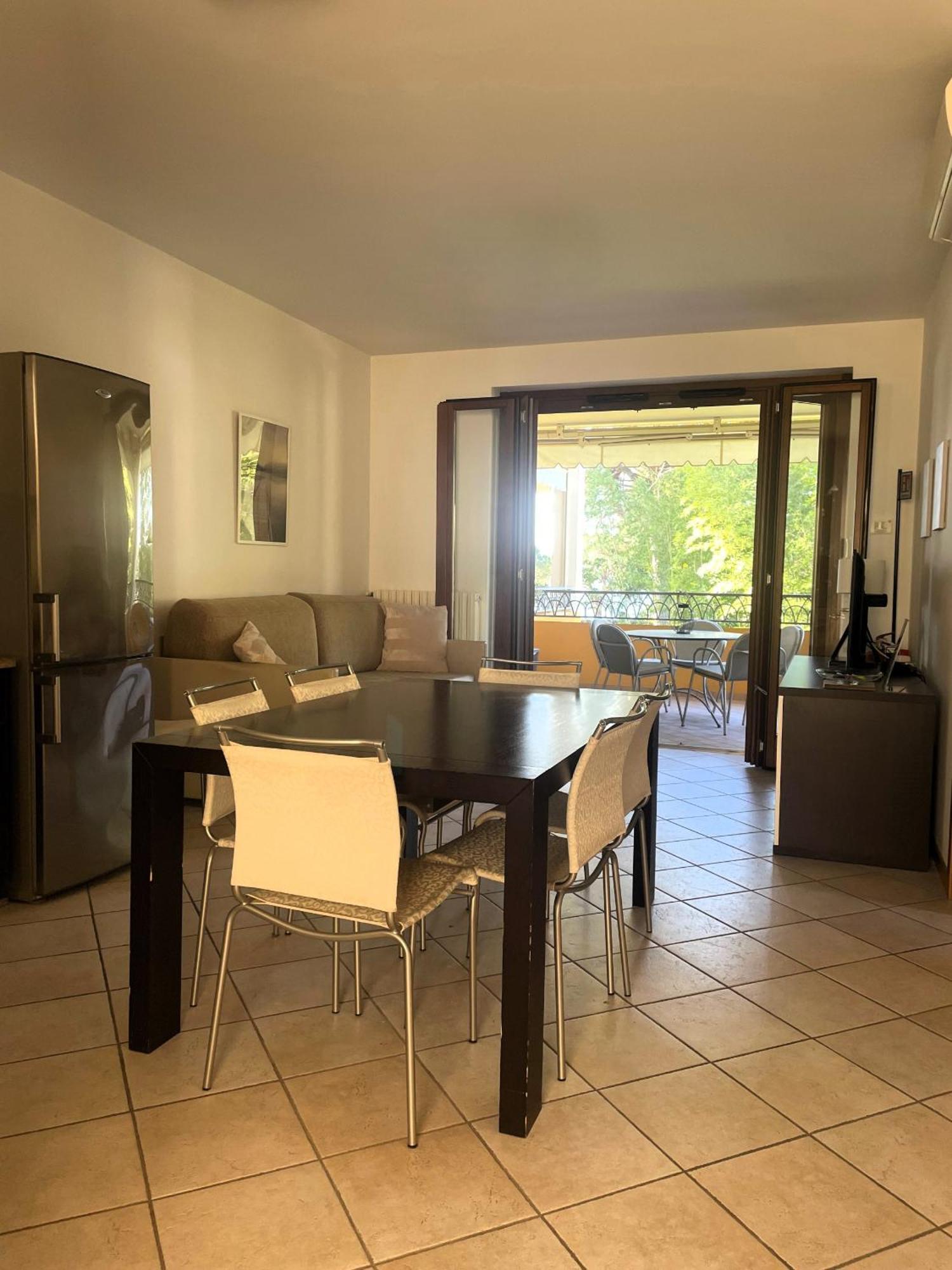 טוסקולנו מדרנו Casa Santi Il Silenzio Tra Lago E Montagna מראה חיצוני תמונה